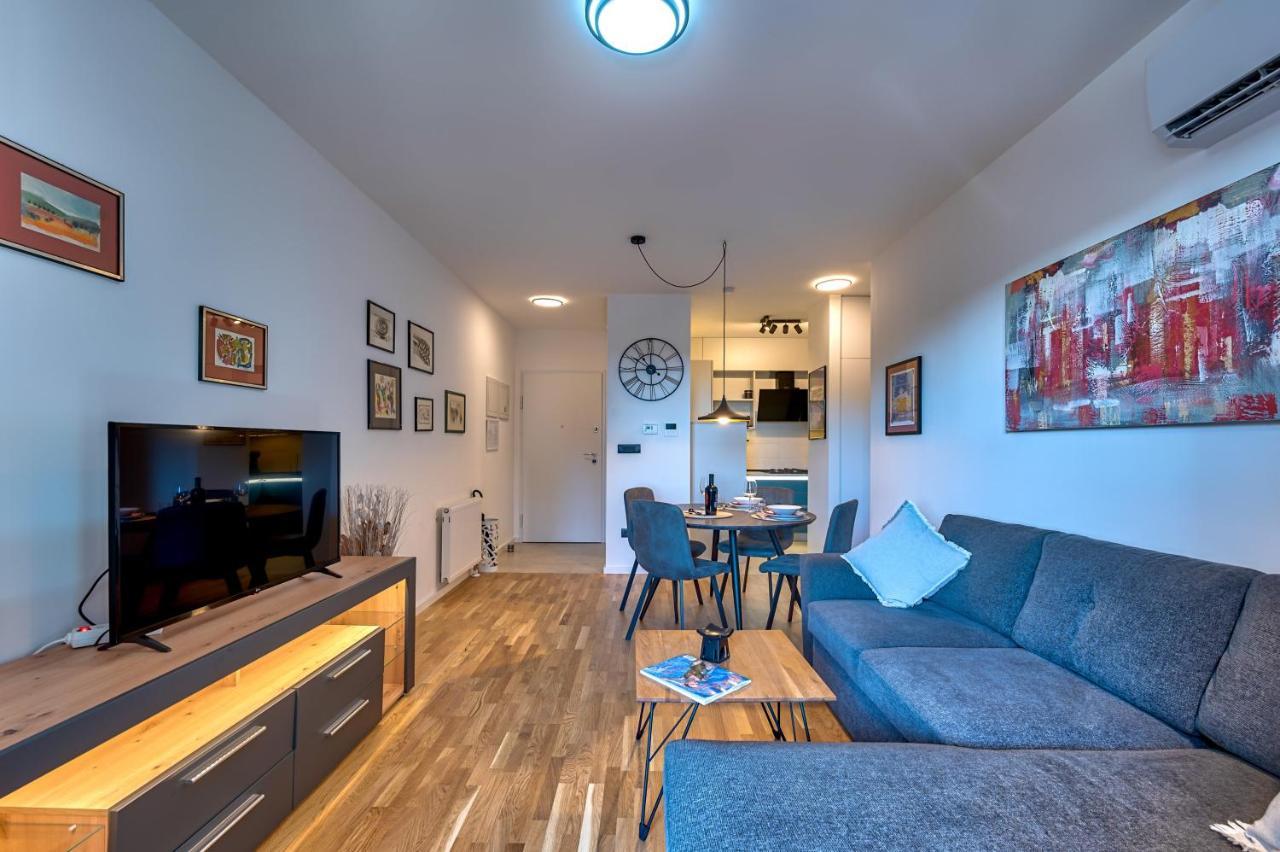 Art Apartment Monvidal Пула Екстер'єр фото